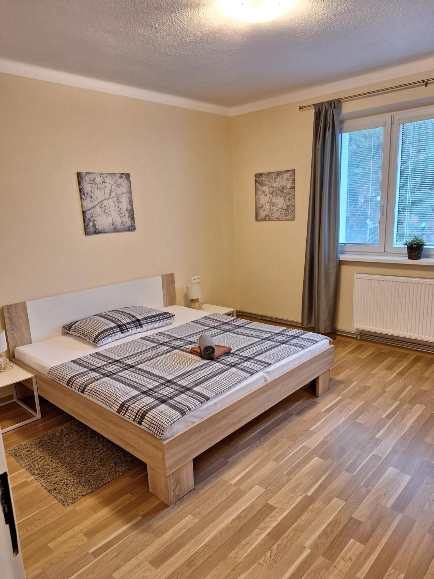 פישטני Star Apartments מראה חיצוני תמונה