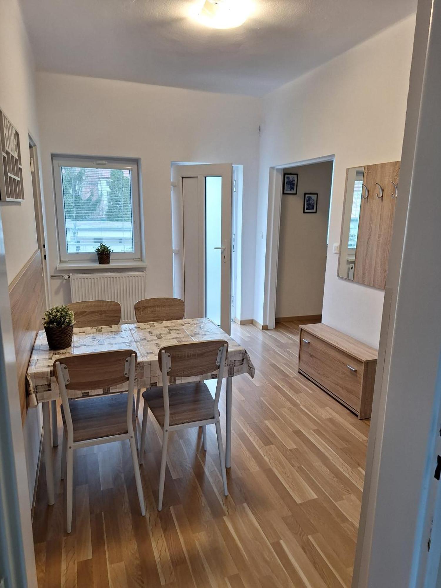 פישטני Star Apartments מראה חיצוני תמונה
