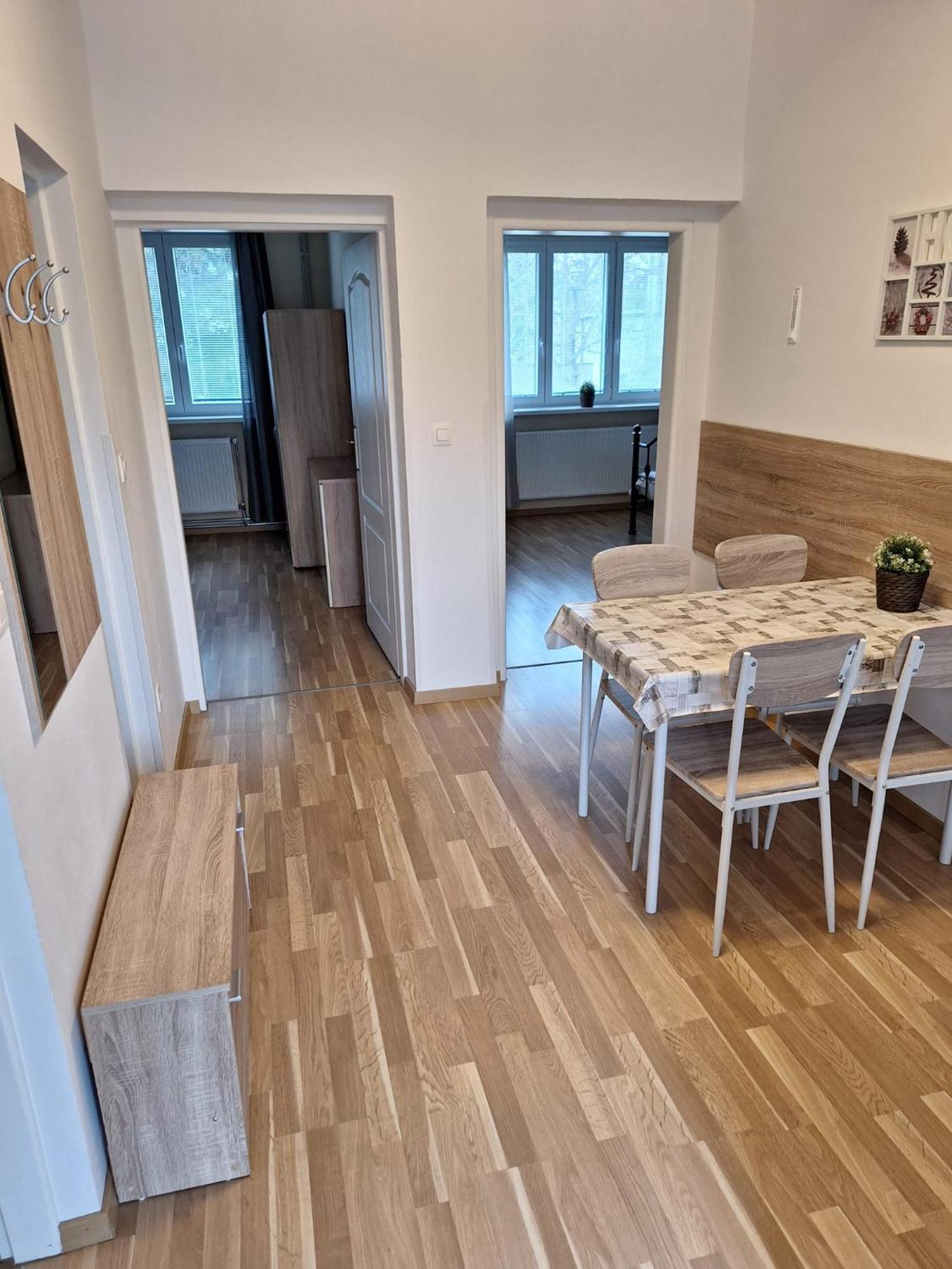 פישטני Star Apartments מראה חיצוני תמונה