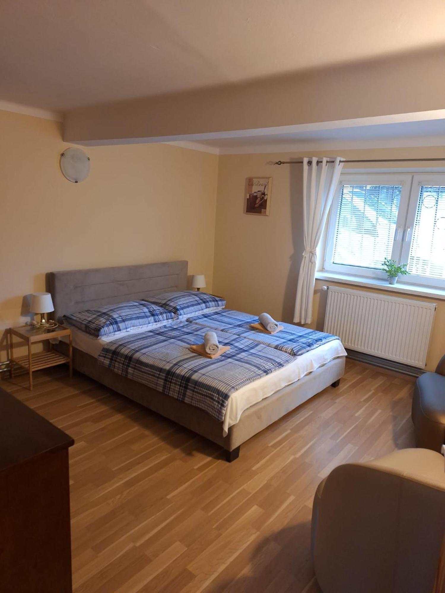 פישטני Star Apartments מראה חיצוני תמונה