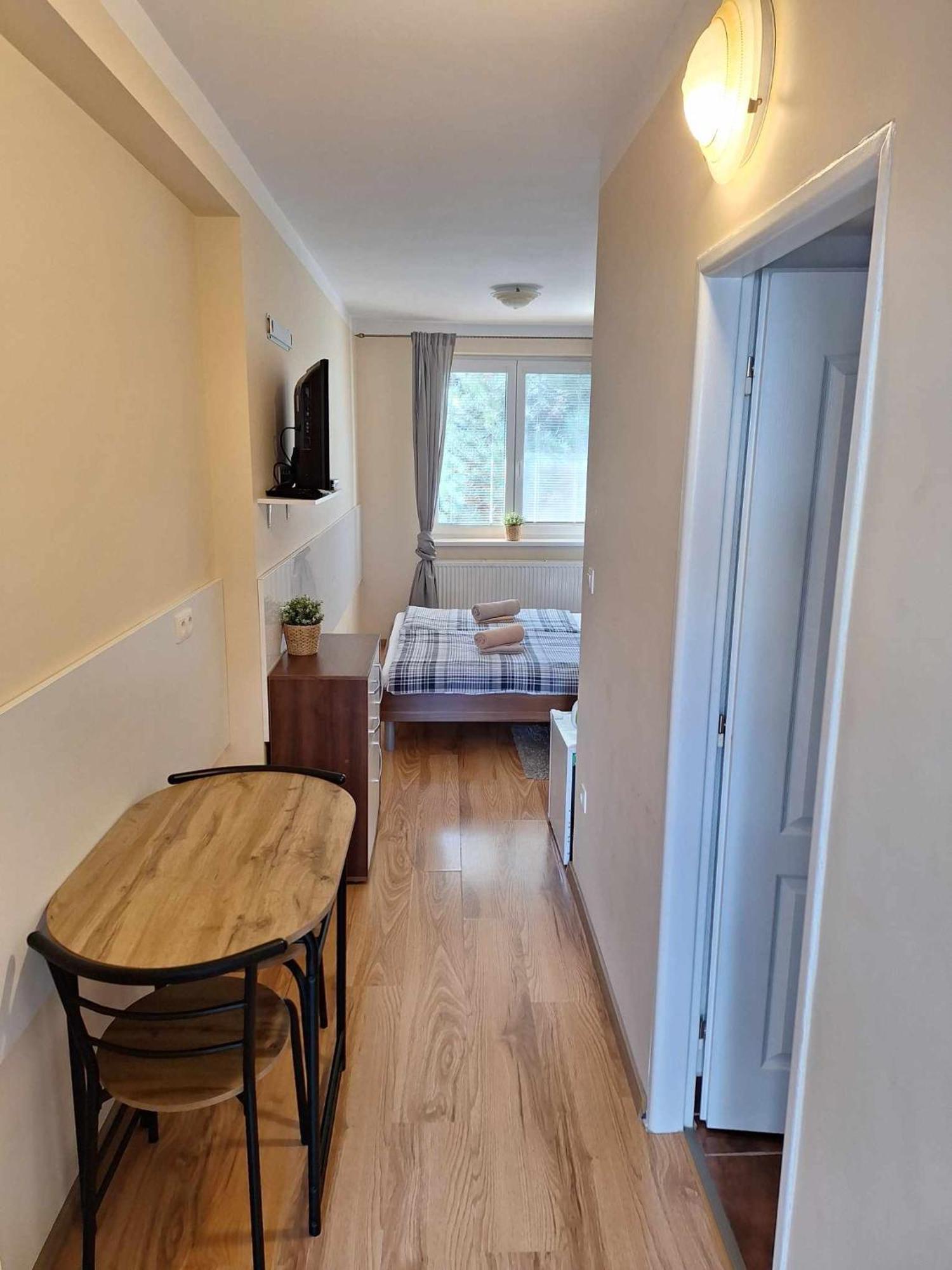 פישטני Star Apartments מראה חיצוני תמונה