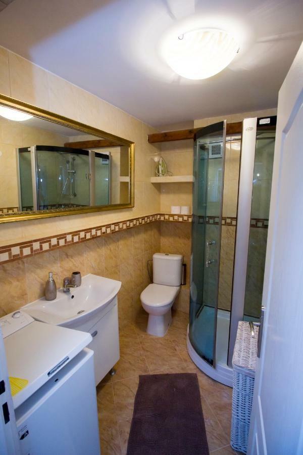 פישטני Star Apartments מראה חיצוני תמונה